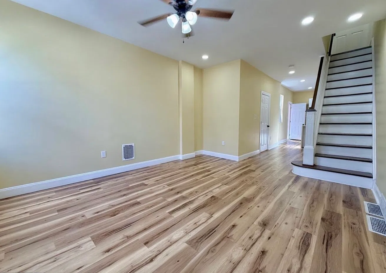 4 bed, 1154 sqft, $1,850 — Photo 2