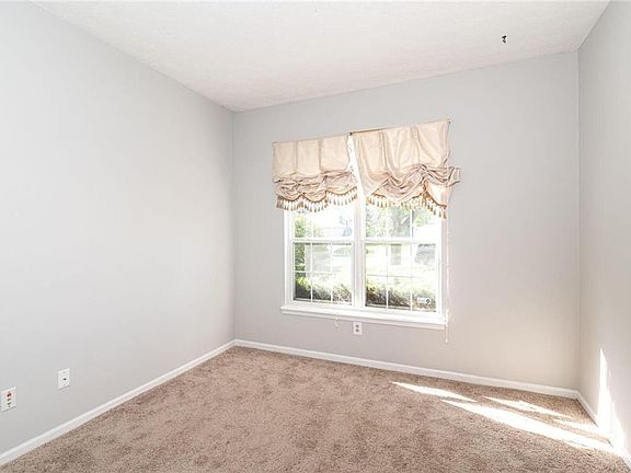 3rd image of 12522 Tealwood Dr