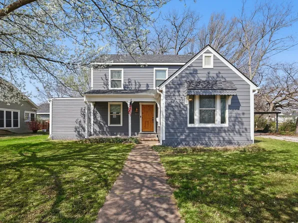932 N Woods St, Sherman, TX 75092