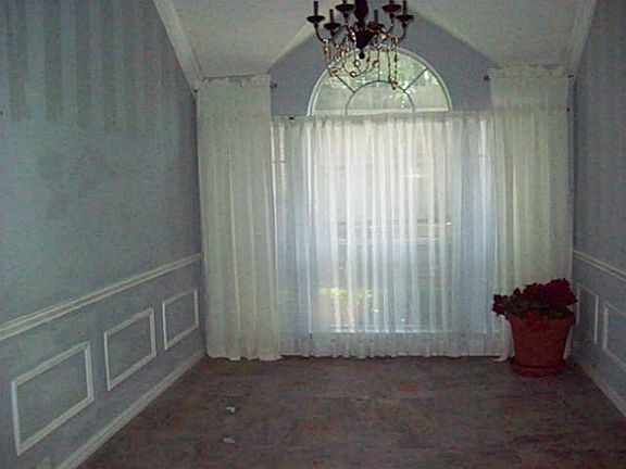 4th image of 8428 High Brush Dr