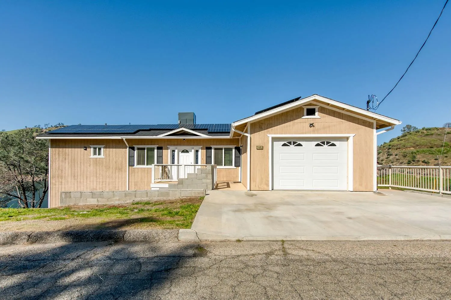 28053 Sky Harbour Rd photo 1