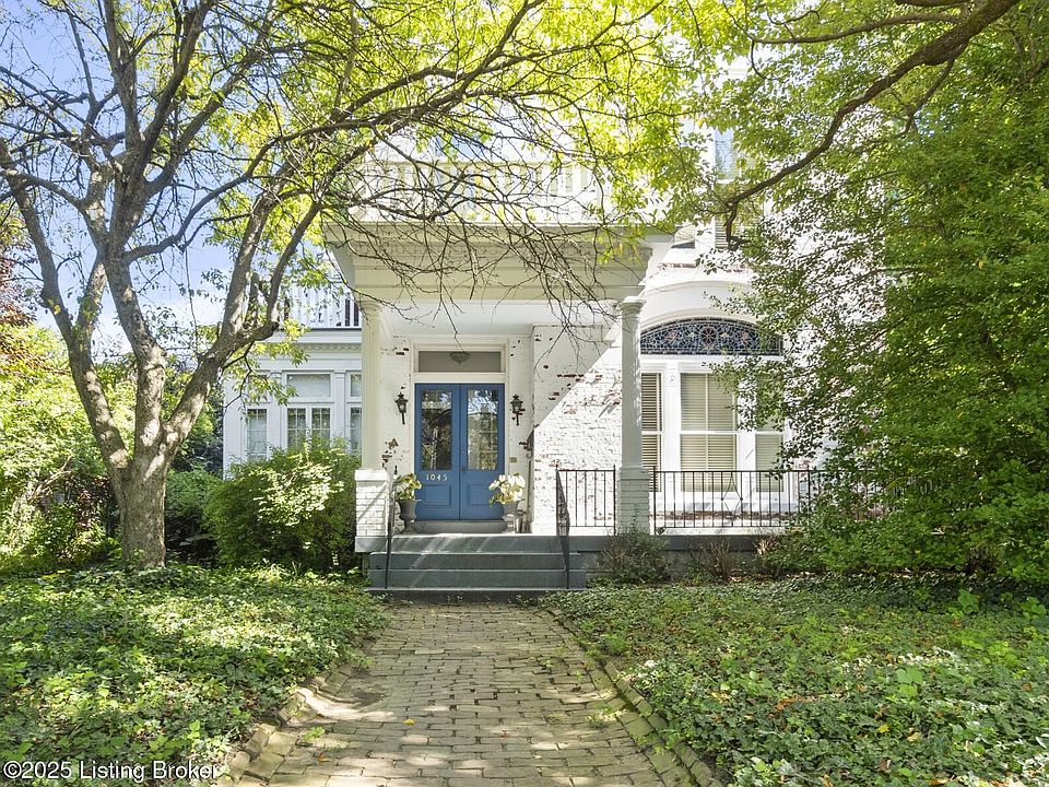 1st image of 1045 Everett Ave #3