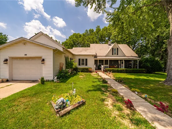 421 Monterey Dr, Sidney, OH 45365