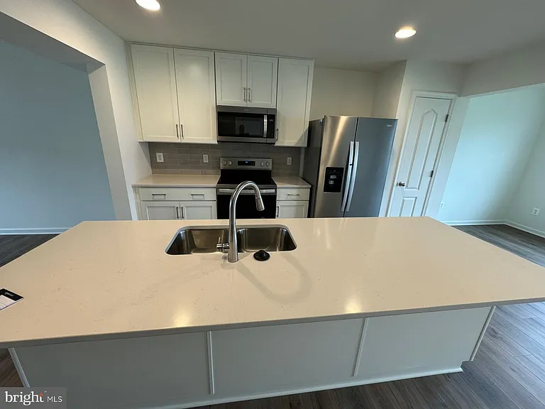 120 Tuxford Rd — Photo 15