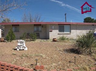 1217 Skyway Dr, Las Cruces, NM 88001