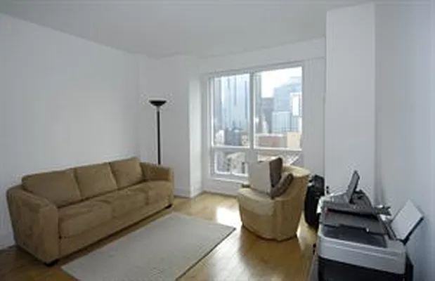 Sold by Douglas Elliman | media 16