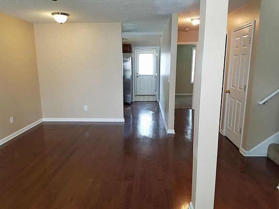 4th image of 253 Evansdale Ave