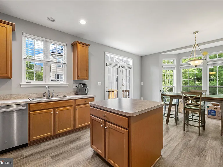 25 Hunting Creek Ln — Photo 5