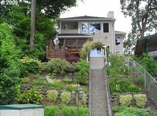 21131 NE Interlachen Ln, Fairview, OR 97024