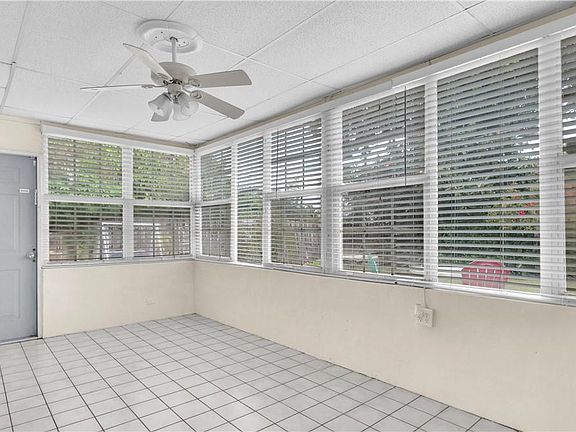 4th image of 8441 NW 25th Street