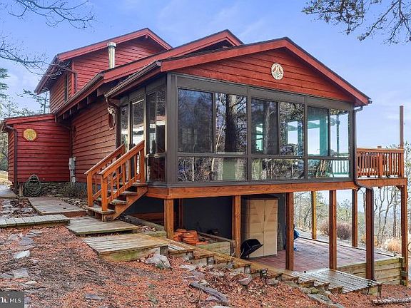 4th image of 1851 Great Mountain Ln