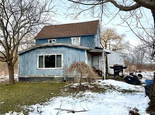 1454 Cain Rd, Angola, NY 14006