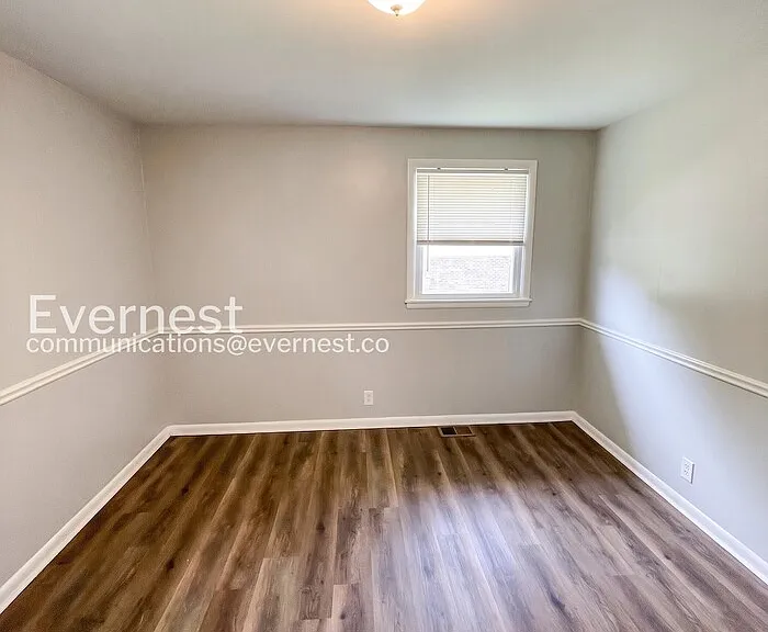 109 Shirley Dr — Photo 14