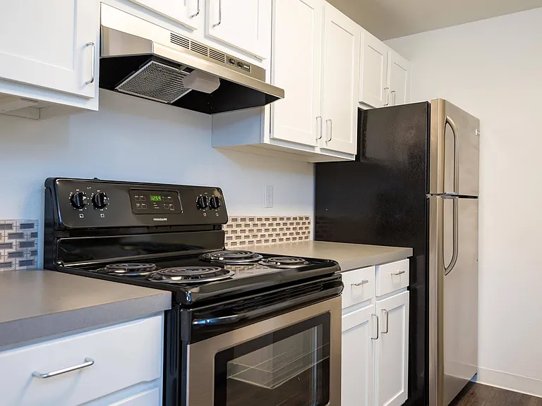 Riverwood Heights | Kitchen