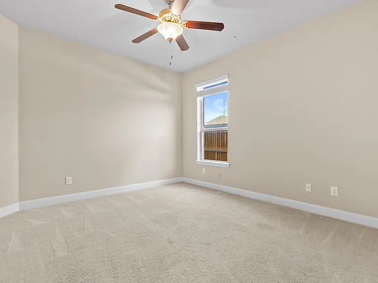 3704 Ashbury Rd — Photo 24