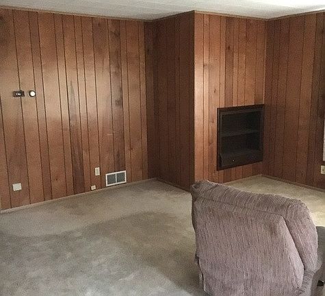 4th image of 313 S Brush Ave