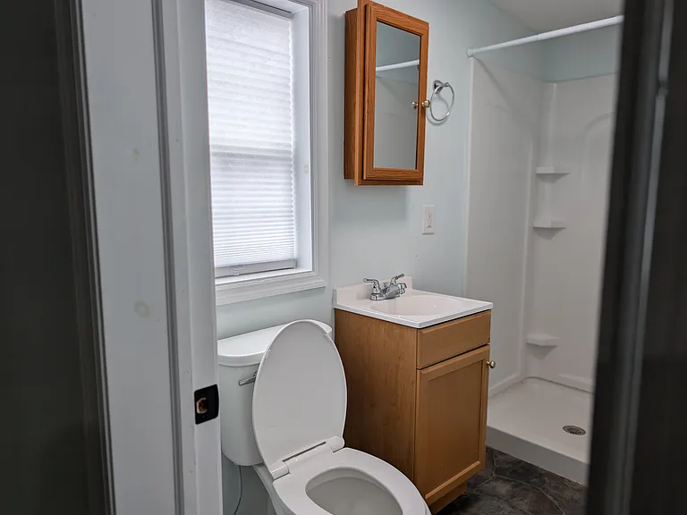 2105 Clarke St — Photo 6