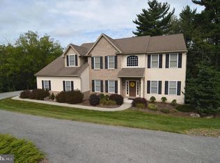 1191 Hunters Rd, Mohnton, PA 19540