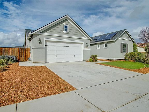3rd image of 208 Sundance Dr