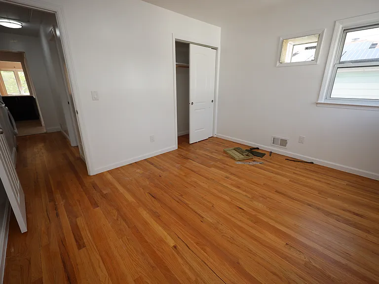 475 Beach Rd #2 — Photo 31