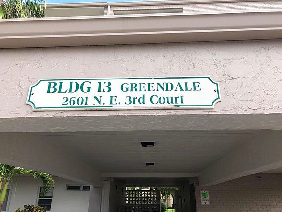 3rd image of 2601 NE 3rd Ct APT 103