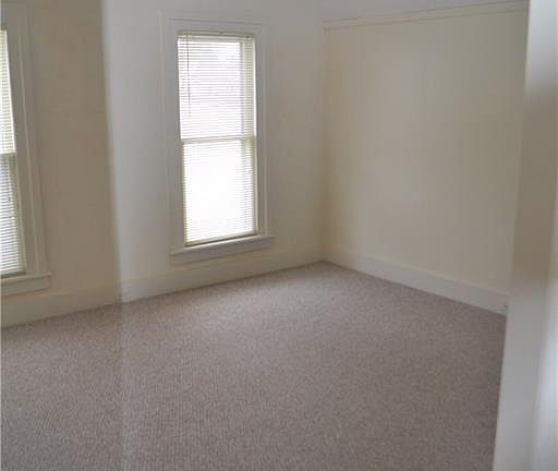 5th image of 161 Cypress St