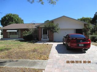 2125 Malcolm Dr, Palm Harbor, FL 34684