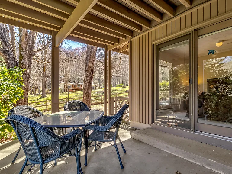 41 Balsam Shadows Rd — Photo 27