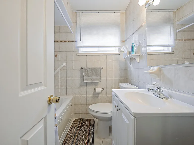 29221 Mark Ave — Photo 7