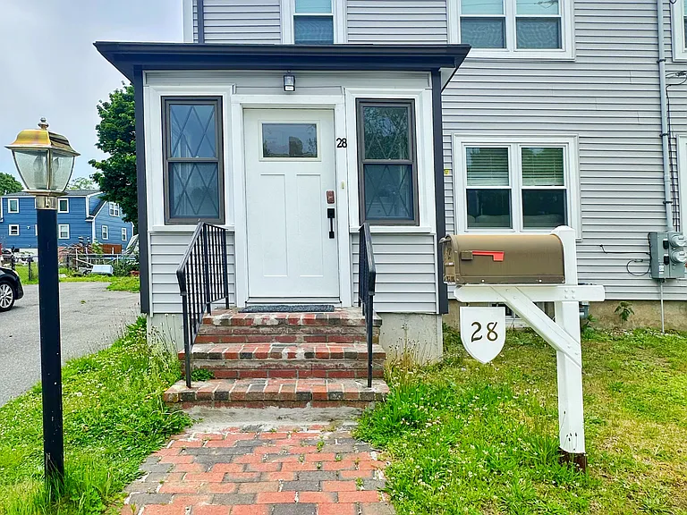 28 Arnold St #1 — Photo 18