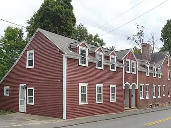 317 Blossom St, Fitchburg, MA 01420