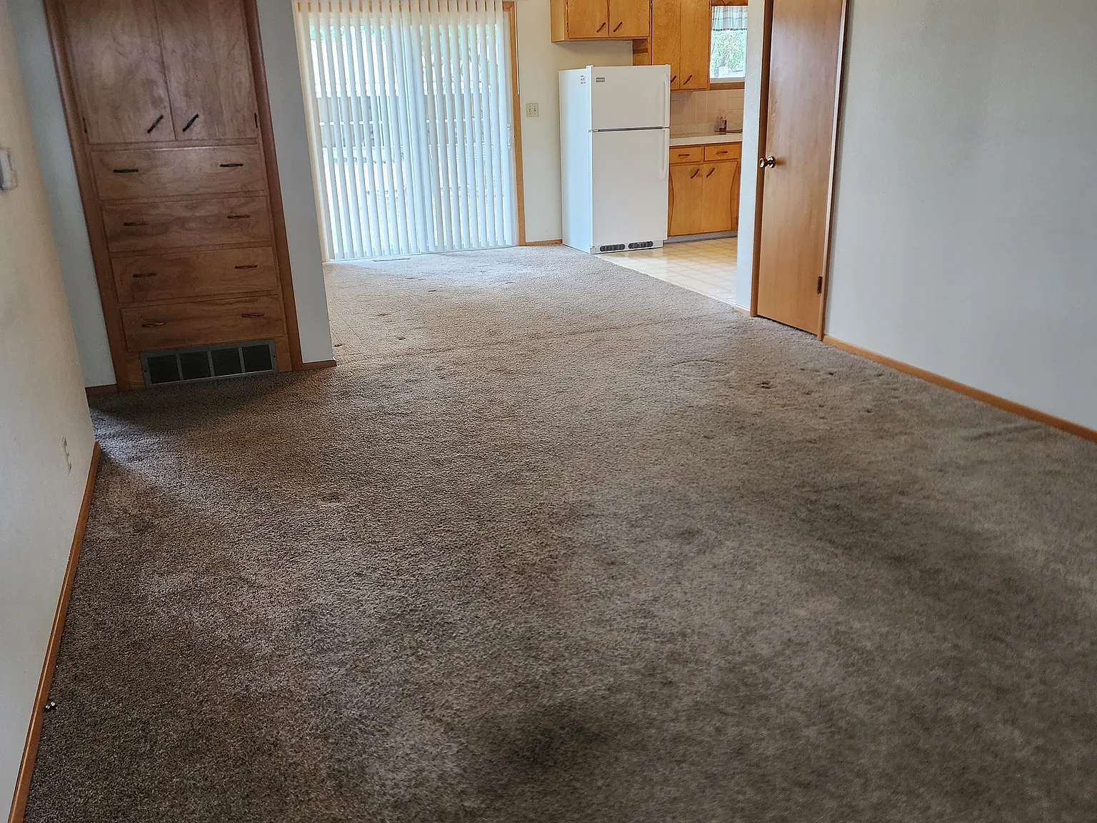 2 bed, 909 sqft, $1,500 — Photo 3