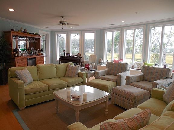 Gorgeous Great Room
