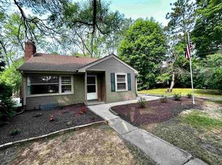 4713 E Lawn Dr, Rockford, IL 61108