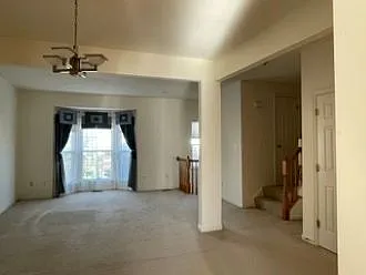 3 bed, 2020 sqft, $2,850 — Photo 2