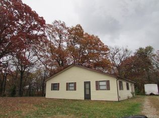 9158 Snake Rd, Dorsey, IL 62021