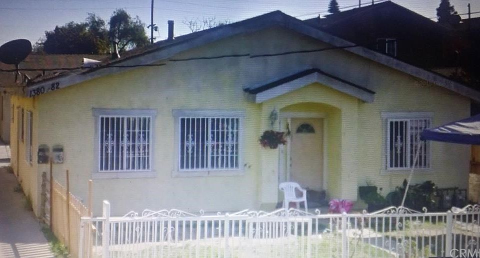1st image of 1380 E 108th St