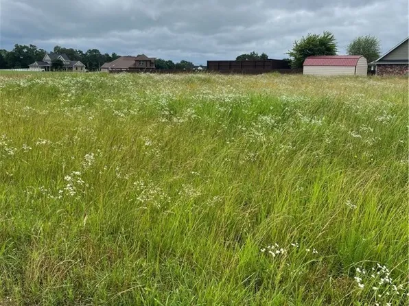 S 4666th Loop, Sallisaw, OK 74955