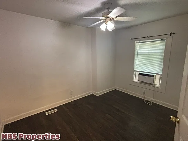 2610 Martin Luther King Jr Ave — Photo 11