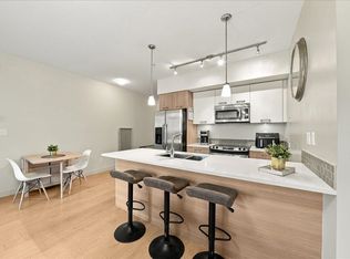 2214 Kelly Ave #205, Pt Coquitlam, BC V3C 0E5