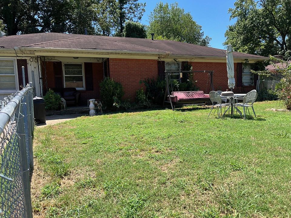 1st image of 1939 Driftwood Ave