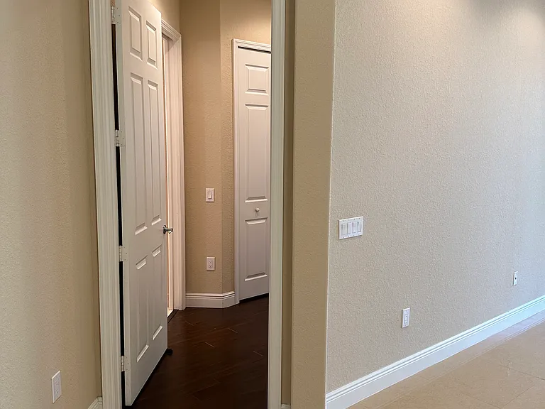 12805 NW 83rd Ct #23 — Photo 10
