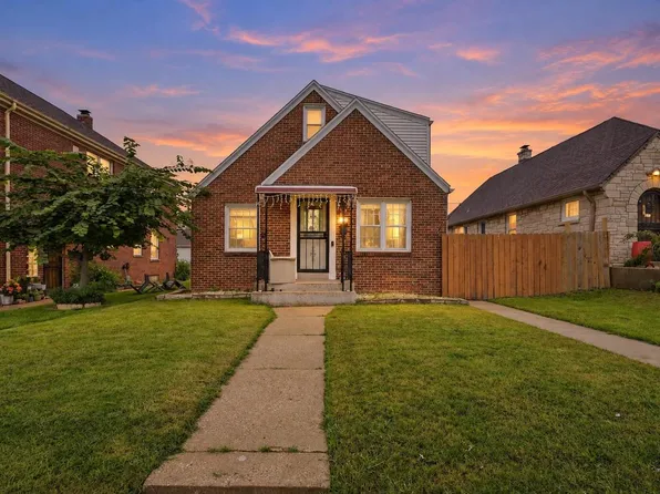 3318 S 13th STREET, Milwaukee, WI 53215