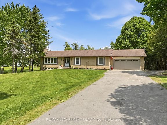 2nd image of 318 Freelton Rd