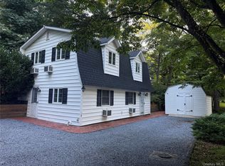 70 Rinaldo Rd, Northport, NY 11768