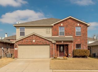 7953 Hidden Brook Dr, Fort Worth, TX 76120