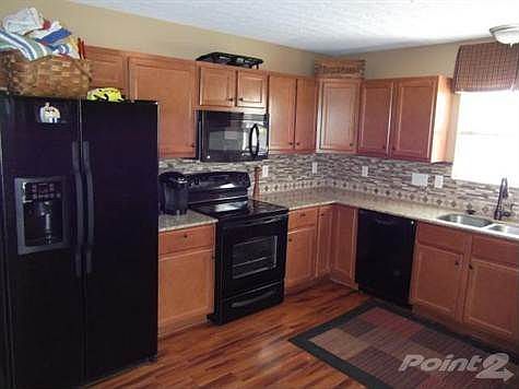 4th image of 160 Friar Tuck Dr