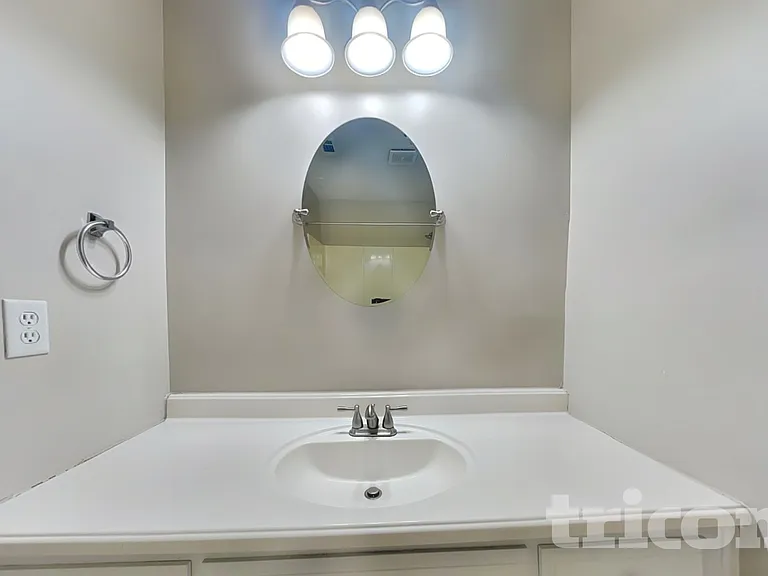 120 Canal Pl — Photo 20
