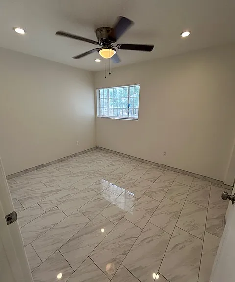 7325 Cypress Ave — Photo 9