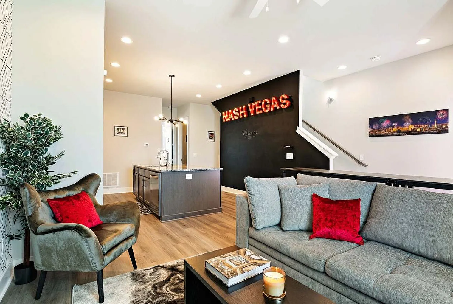4 bed, 4.0 bath, 1776 sqft, $5,672 — Photo 1